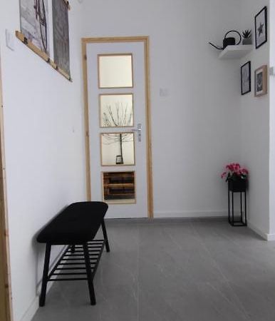 Blue Moon Apartman Eger Ngoại thất bức ảnh