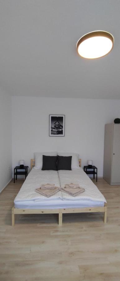 Blue Moon Apartman Eger Ngoại thất bức ảnh